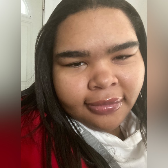 Meet your Posher, Nayonna - Picture 1 of 1